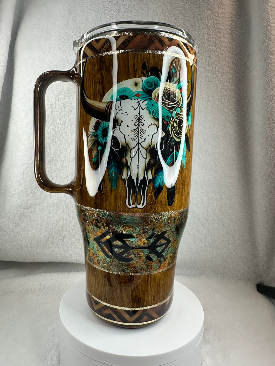 #219 Western Multi-media with Bullskull, 24 oz Curved with Handle