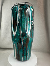 #222 Teal Bullskull Mash Up, 24 oz Curved with Handle