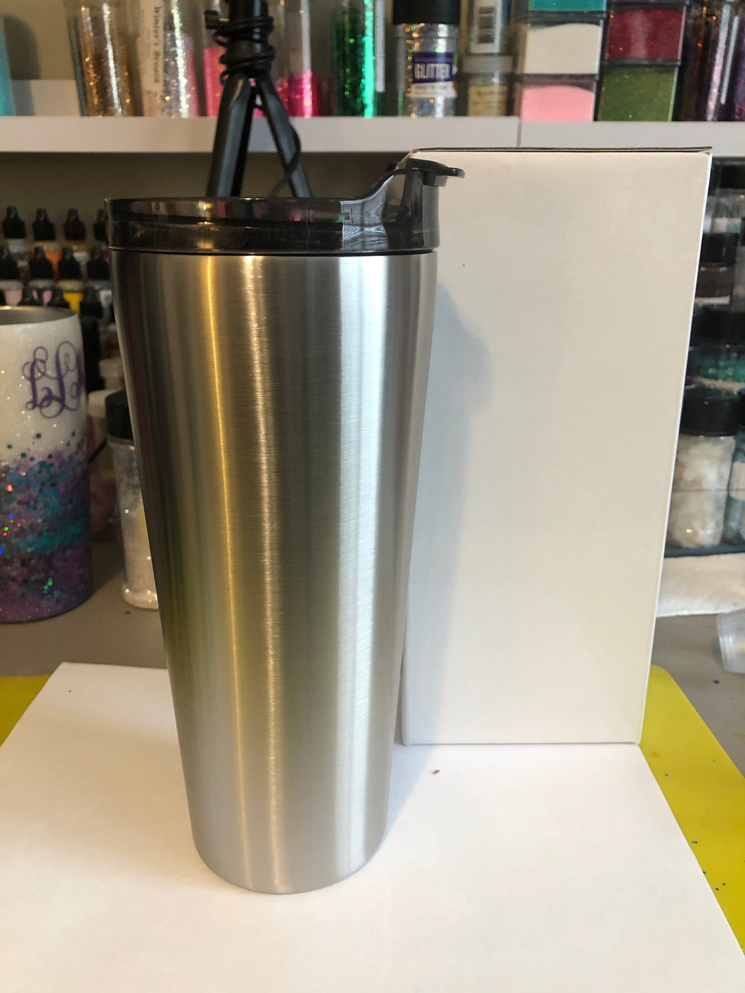 New!! 32 oz screw on leak proof lid.