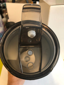 New!! 32 oz screw on leak proof lid.
